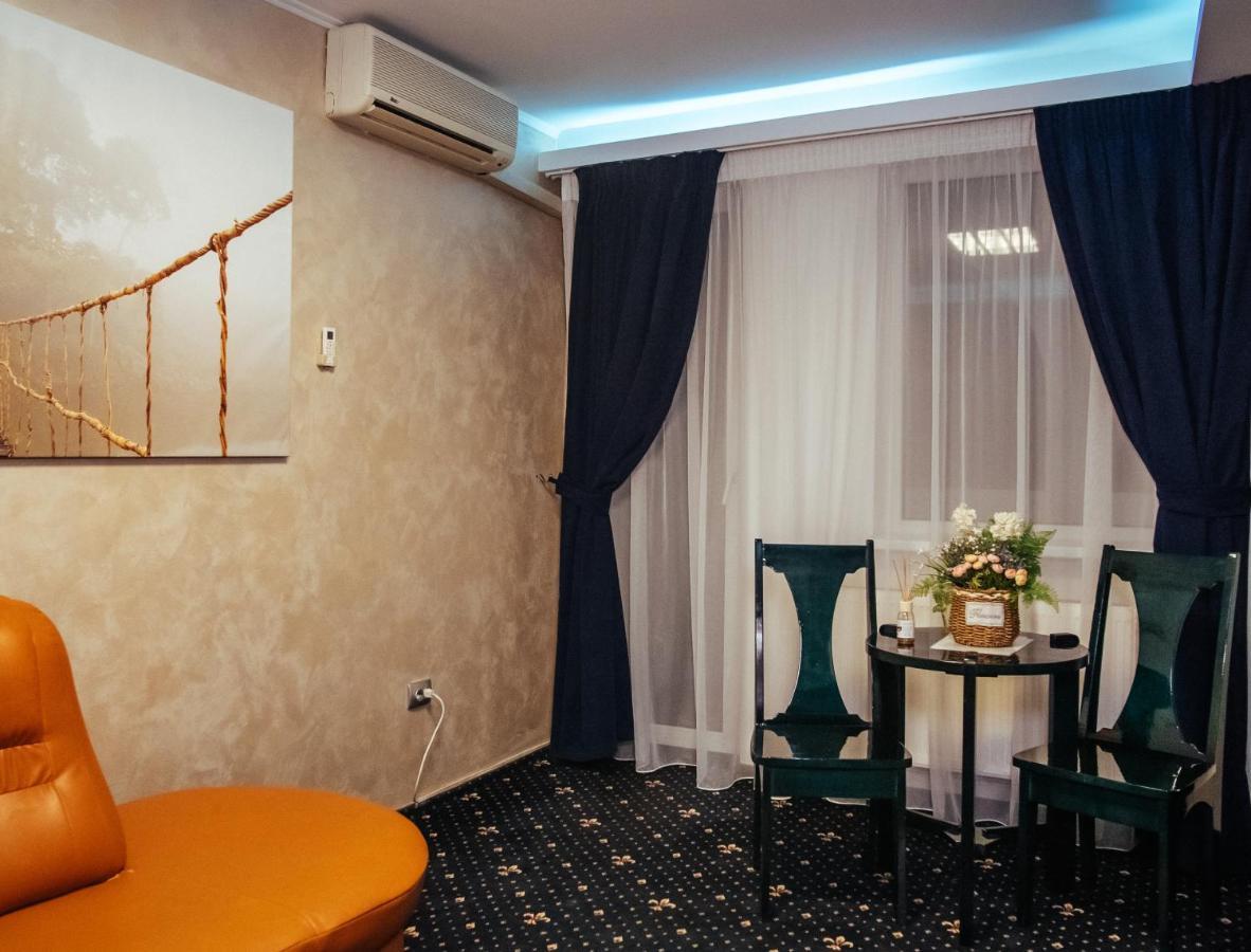 Hotel Restaurant Rustic Alexandria Bagian luar foto