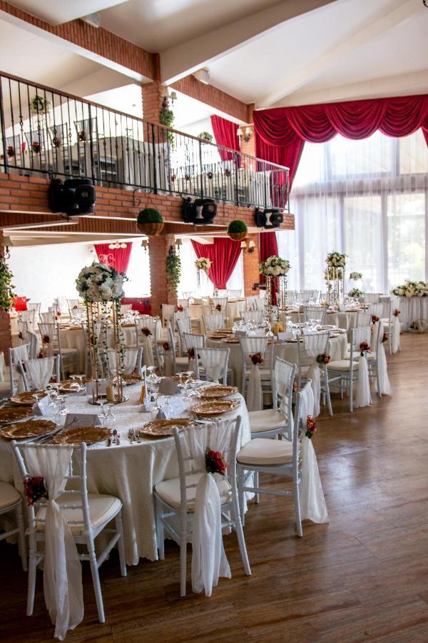 Hotel Restaurant Rustic Alexandria Bagian luar foto