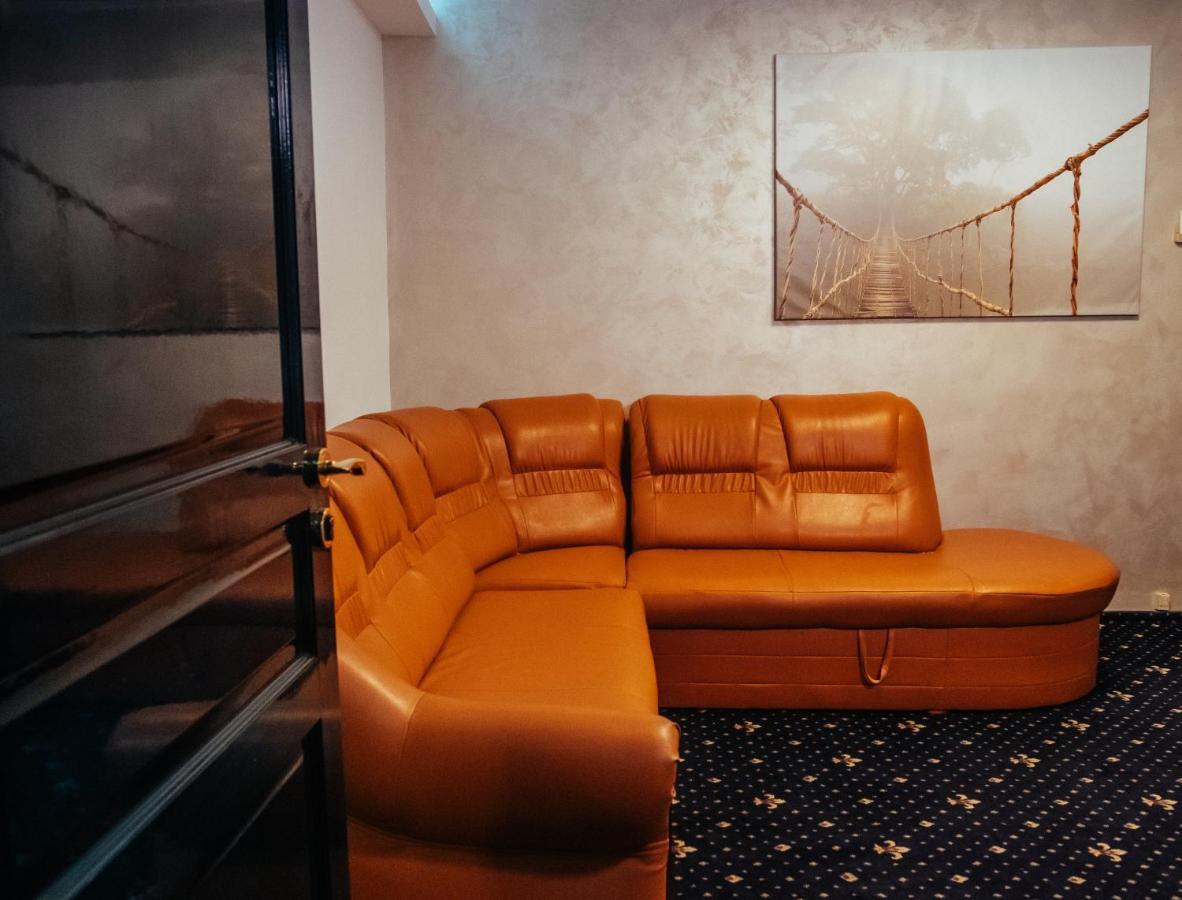 Hotel Restaurant Rustic Alexandria Bagian luar foto